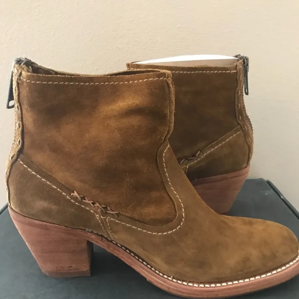 Frye Low Top " Leslie" Booties - Picture 4 of 5